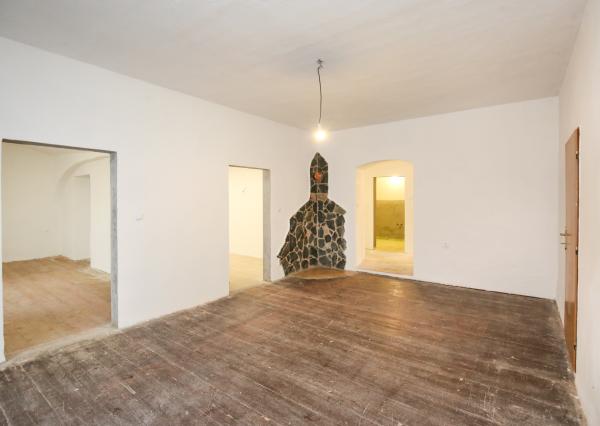 3-izbový priestranný byt o veľkosti 100m2, Štiavnické Bane