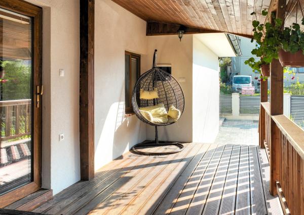 Zrekonštruovaný rodinný dom s terasou v obci Svätý Anton