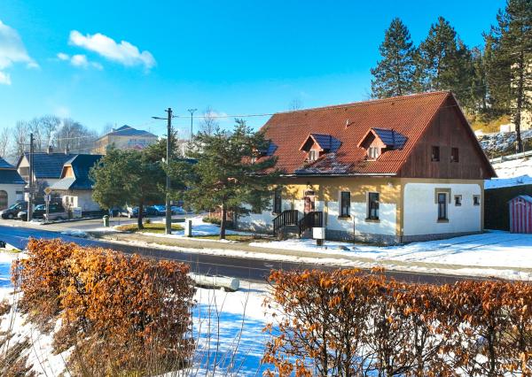 Zabehnutý penzión v obci Svätý Anton, okr. Banská Štiavnica