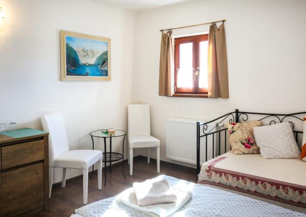 Zabehnutý penzión v obci Svätý Anton, okr. Banská Štiavnica