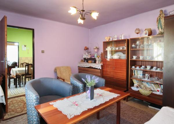 Obývateľný vidiecky dom, chalupa s pozemkom 500m2 Svätý Anton