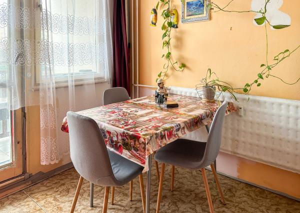 4 izbový byt v pôvodnom stave, 83m2, Banská Štiavnica