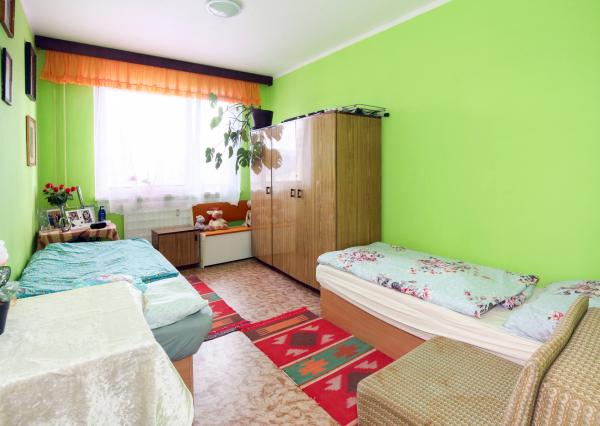 4 izbový byt v pôvodnom stave, 83m2, Banská Štiavnica