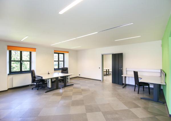 Zrekonštruovaná budova - 1300m2 pozemok Banská Štiavnica