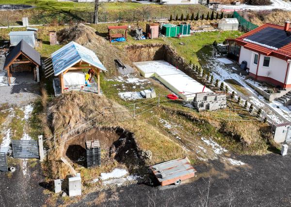 Stavebný pozemok pre rekreačnú chatu 200m od jazera Banský Studenec
