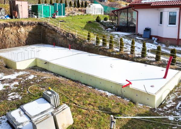 Stavebný pozemok pre rekreačnú chatu 200m od jazera Banský Studenec