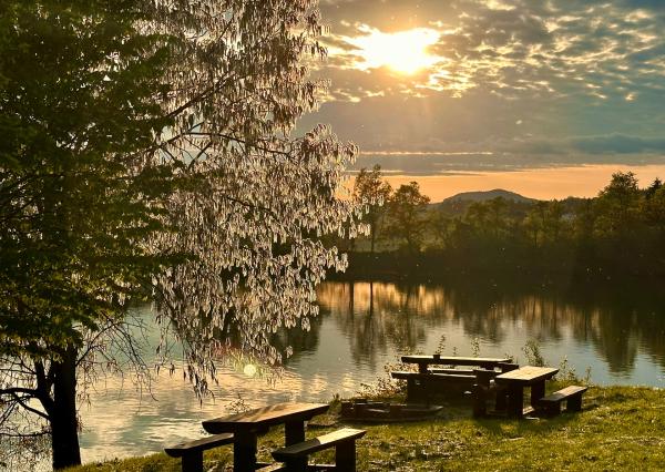 Stavebný pozemok pre rekreačnú chatu 200m od jazera Banský Studenec