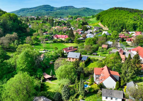Rodinný dom s 5 bytovými jednotkami a s krásnou záhradou