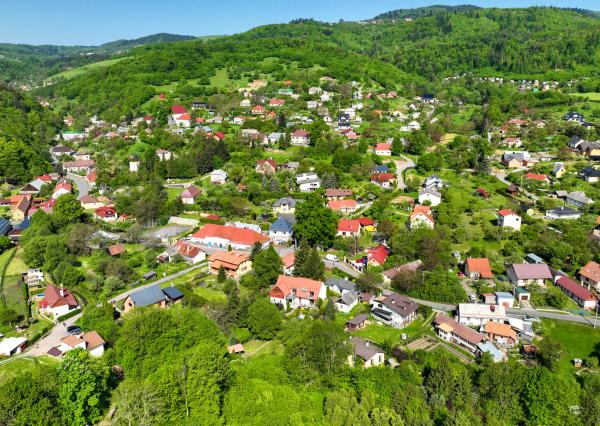 Rodinný dom s 5 bytovými jednotkami a s krásnou záhradou