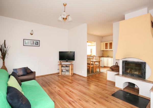 Rodinný dom s 5 bytovými jednotkami a s krásnou záhradou