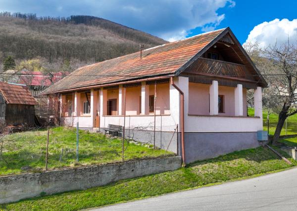 Obývateľný vidiecky dom - chalupa, Orovnica, okr.Žarnovica