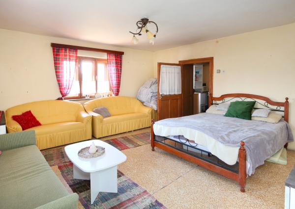 Obývateľný vidiecky dom - chalupa, Orovnica, okr.Žarnovica