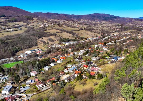 Nízkoenergetická novostavba rodinného domu, Nová Baňa