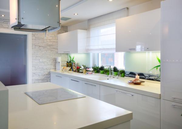 Moderná rodinná usadlosť, pozemok o veľkosti 9000m2, Krupina