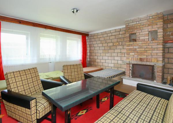 5-izbový rodinný dom s pozemkom 1000m2, Kremnica - Centrum