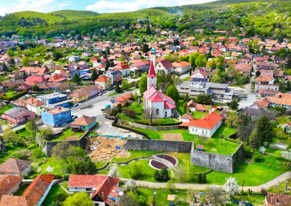 Pozemok so sieťami a možnosťou stavby 333m2, Pukanec