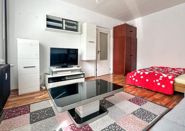 Prenájom 1-izbového bytu, Banská Štiavnica, ul. Dolná