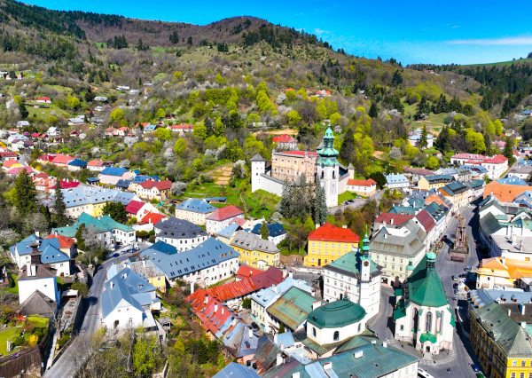 Historický rodinný dom so záhradou a parkovaním, Banská Štiavnica