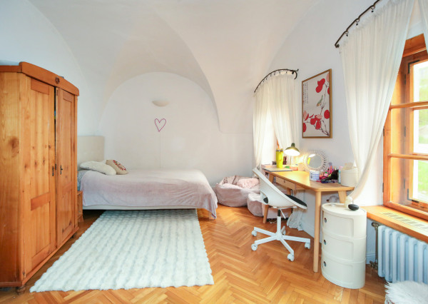 Historický rodinný dom so záhradou a parkovaním, Banská Štiavnica