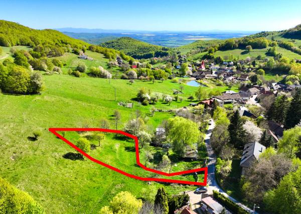 Krásny pozemok pre výstavbu chaty - chalupy 1281m2, Uhliská