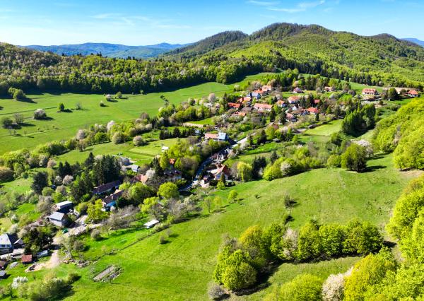 Krásny pozemok pre výstavbu chaty - chalupy 1281m2, Uhliská