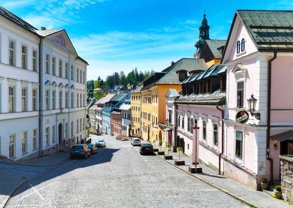 Zabehnutý penzión s reštauráciou v srdci mesta Banská Štiavnica