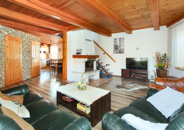 Zabehnutý apartmánový dvojdom s parkovaním, Štiavnické Bane