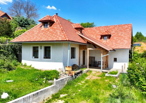 Rodinný dom / Chalupa s nádhernými výhľadmi, Banská Belá