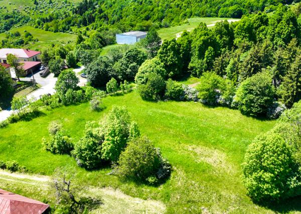 Pozemok 970m2 s možnosťou stavby Horná Roveň, Štiavnické Bane