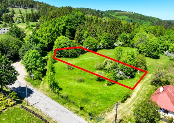 Pozemok 970m2 s možnosťou stavby Horná Roveň, Štiavnické Bane