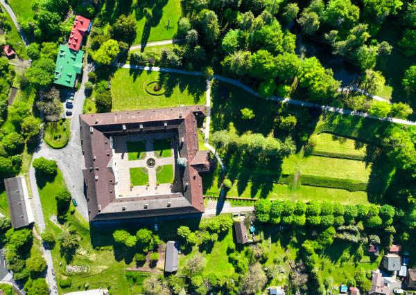 Zabehnutý penzión v obci Svätý Anton, okr. Banská Štiavnica