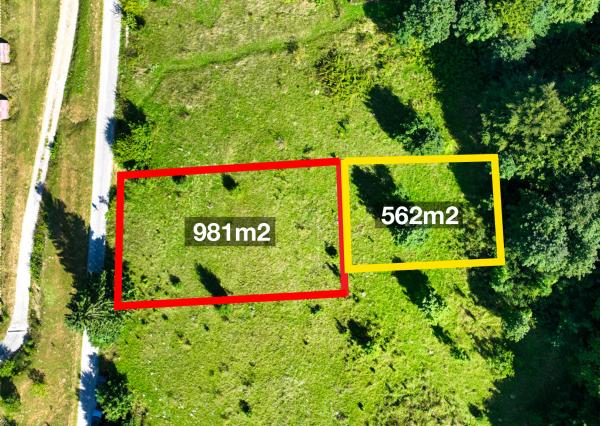 Pozemok s možnosťou stavby o veľkosti 981m2, Baláže