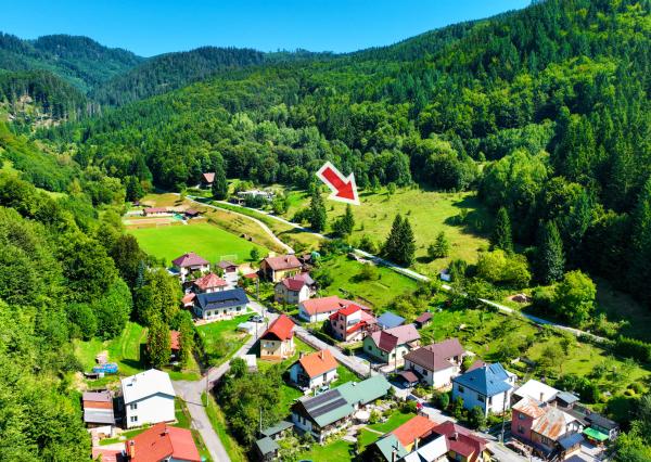 Pozemok s možnosťou stavby o veľkosti 981m2, Baláže