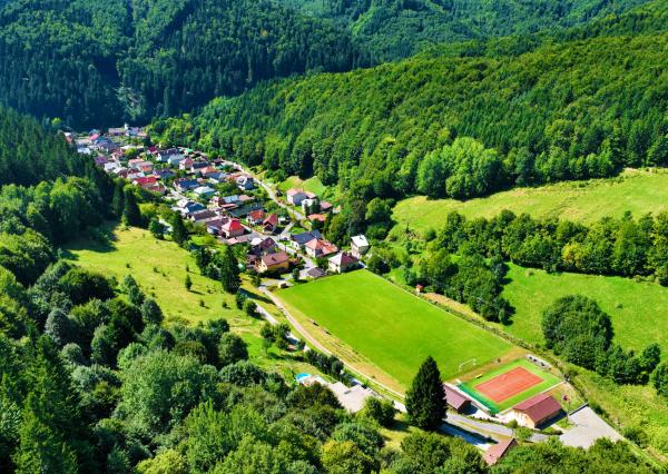 Pozemok s možnosťou stavby o veľkosti 981m2, Baláže