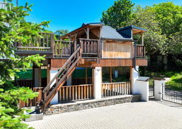 Apartmánový dom s 3-mi bytovými jednotkami, Počúvadlo