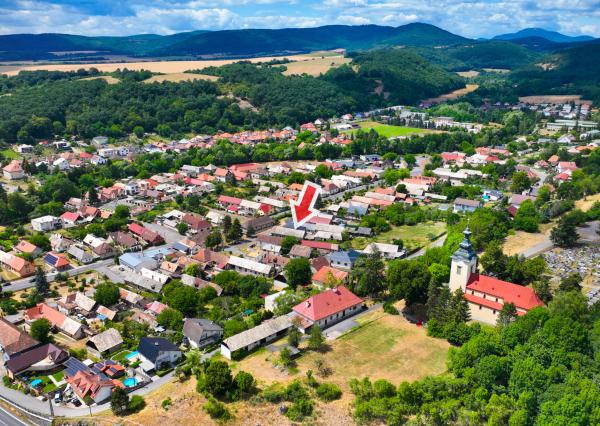 Vidiecky rodinný dom s pozemkom 950m2 Hontianske Nemce