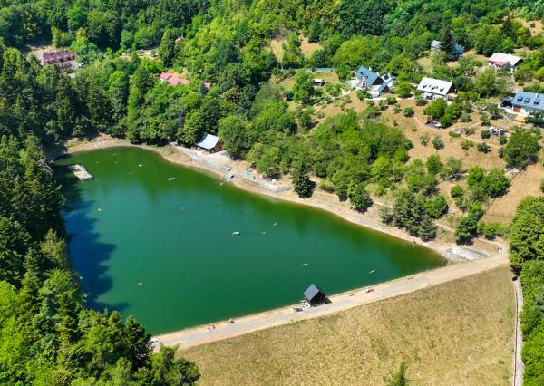 Výnimočný apartmánový areál nad tajchom Klinger, Banská Štiavnica