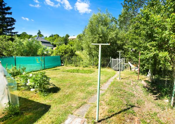 Rodinný dom so záhradou 320m2, 4 izby + Garáž, Svätý Anton