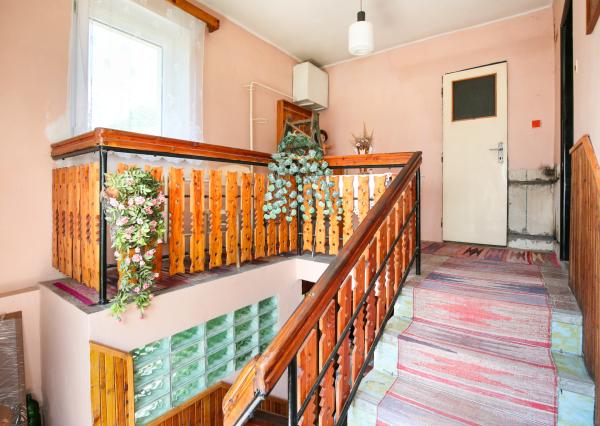 Rodinný dom so záhradou 320m2, 4 izby + Garáž, Svätý Anton