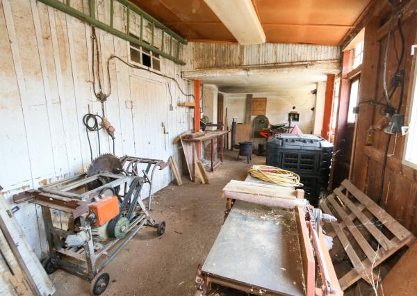 Rodinný dom so záhradou 320m2, 4 izby + Garáž, Svätý Anton
