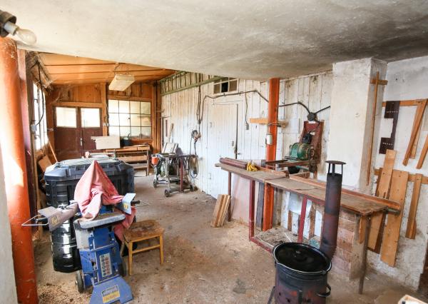 Rodinný dom so záhradou 320m2, 4 izby + Garáž, Svätý Anton
