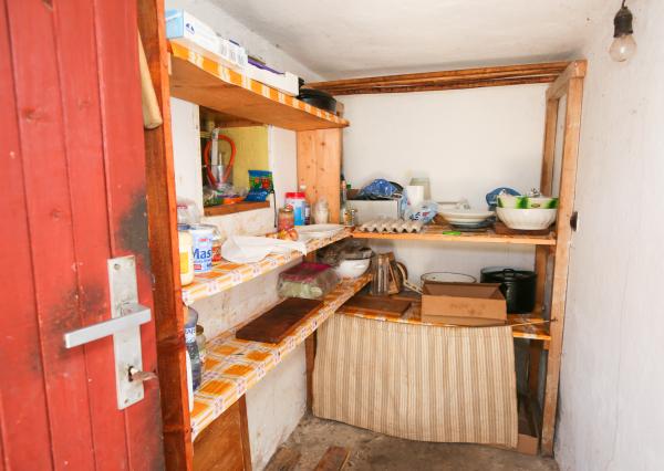Rodinný dom so záhradou 320m2, 4 izby + Garáž, Svätý Anton