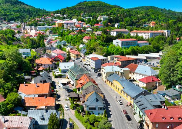 Kompletne zrekonštruovaný byt, centrum B. Štiavnica