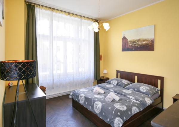 Kompletne zrekonštruovaný byt, centrum B. Štiavnica