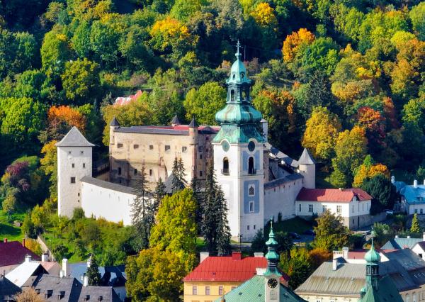 Kompletne zrekonštruovaný byt, centrum B. Štiavnica
