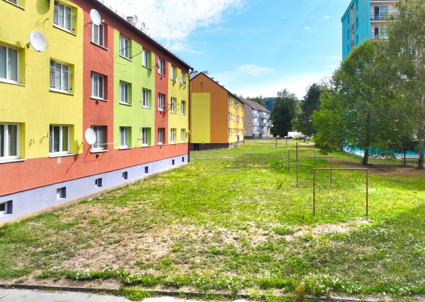 2-izbový byt, 57m2 s dvomi pivnicami, Hliník nad Hronom