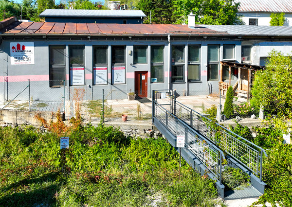 Obchodné, Skladové, Výrobné priestory 200m2, Banská Štiavnica