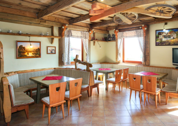 Penzión - Rodinné sídlo s pozemkom 8 753m2, Dudince