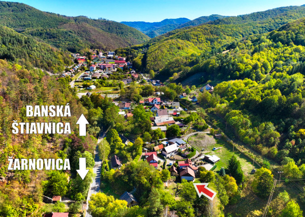 Rekonštruovaná chalupa s pozemkom 1000m2 Hodruša-Hámre