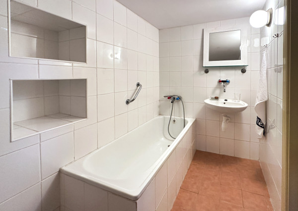 Rekonštruovaná chalupa s pozemkom 1000m2 Hodruša-Hámre